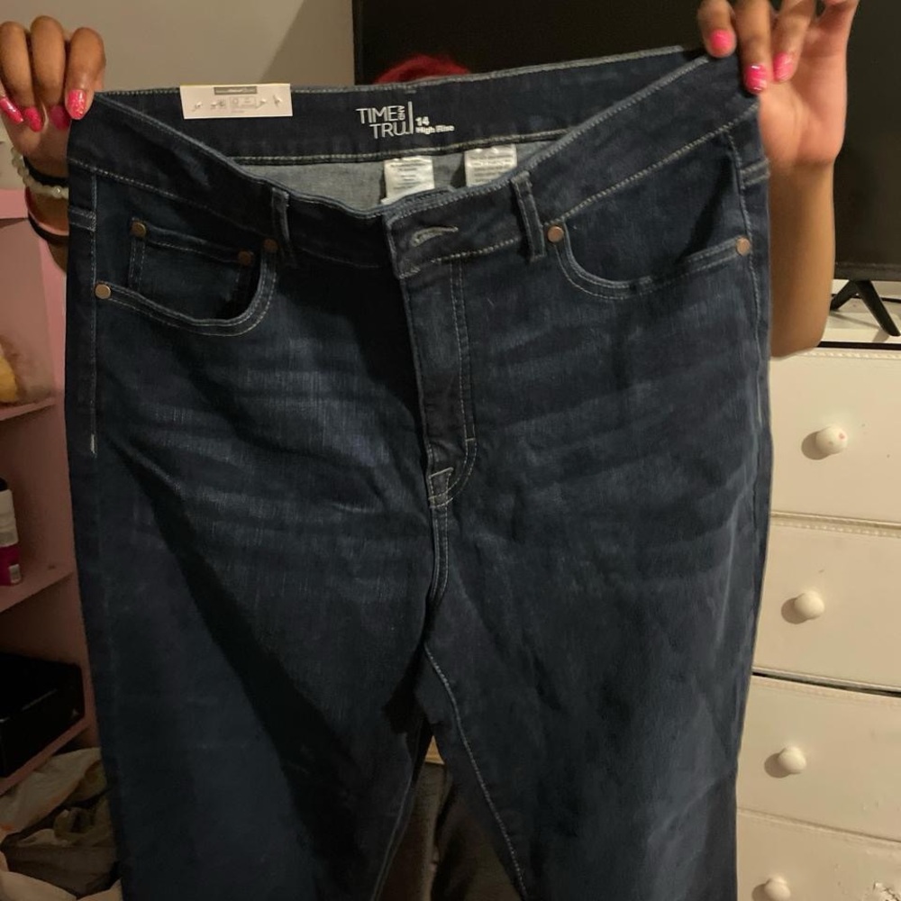 Time and Tru Women's Deep Indigo Straight Leg Jeans